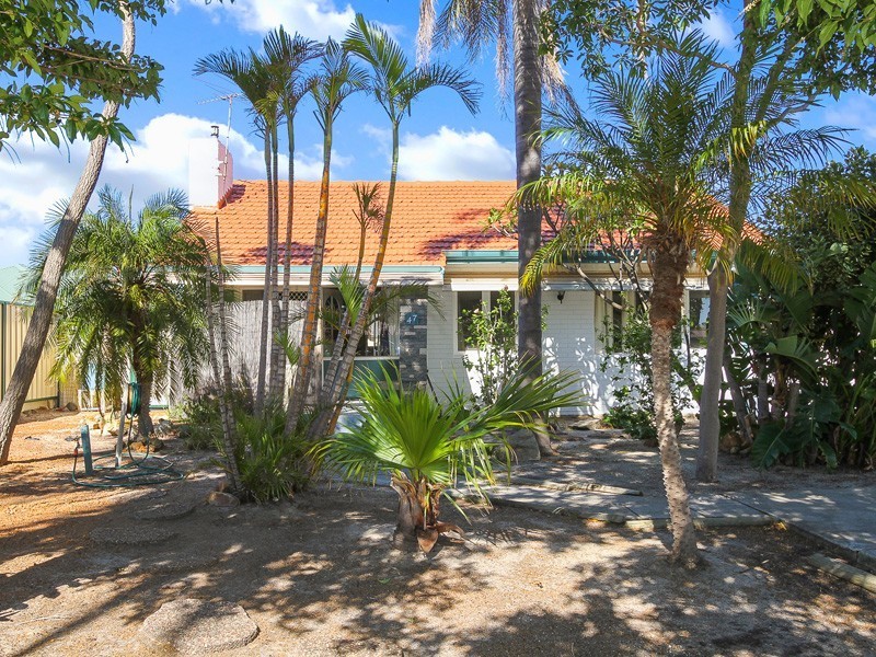 47 Hale Road, Forrestfield WA 6058