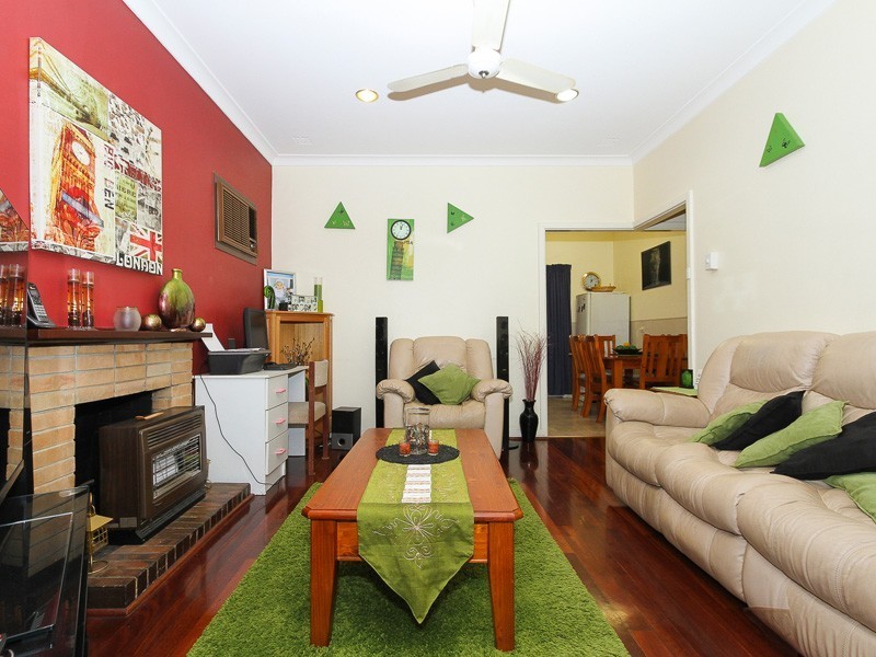 47 Hale Road, Forrestfield WA 6058