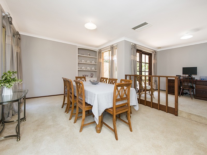 1 Meloway Drive, Maida Vale WA 6057