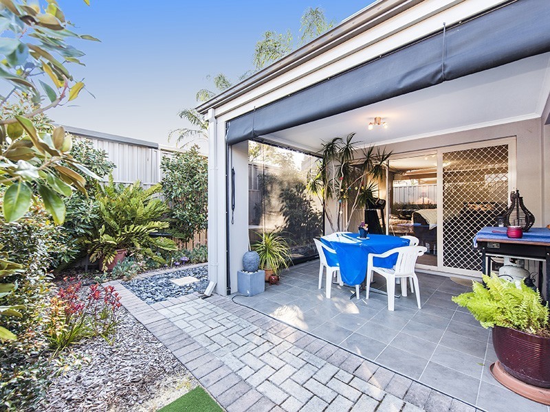 Villa 2/32 Edney Road, High Wycombe WA 6057