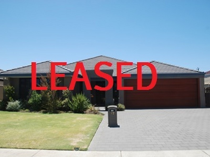 17 Pharlap Road, Wattle Grove WA 6107