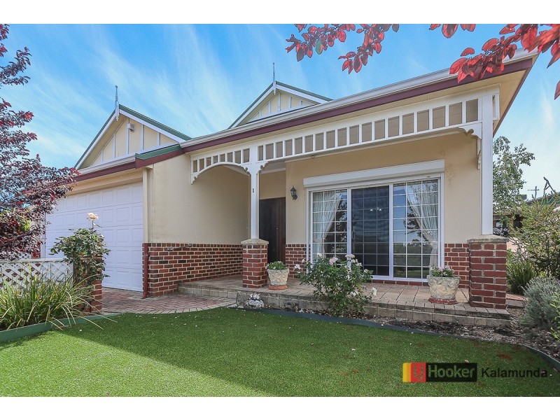 1/11 Brooks Street, Kalamunda WA 6076