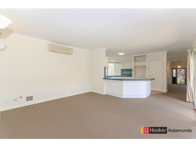 1/11 Brooks Street, Kalamunda WA 6076