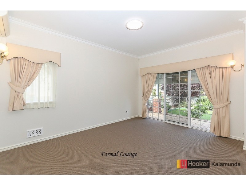 1/11 Brooks Street, Kalamunda WA 6076