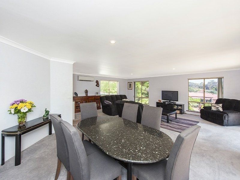 12 Mardolf Street, Lesmurdie WA 6076