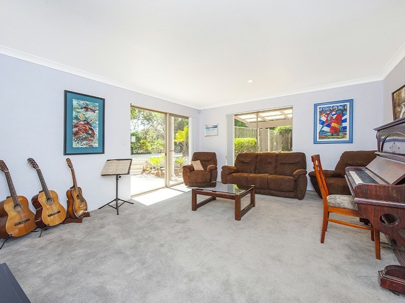 12 Mardolf Street, Lesmurdie WA 6076