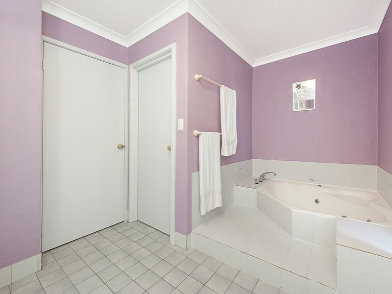 12 Mardolf Street, Lesmurdie WA 6076