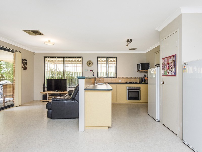 13 Upwood Circle, High Wycombe WA 6057