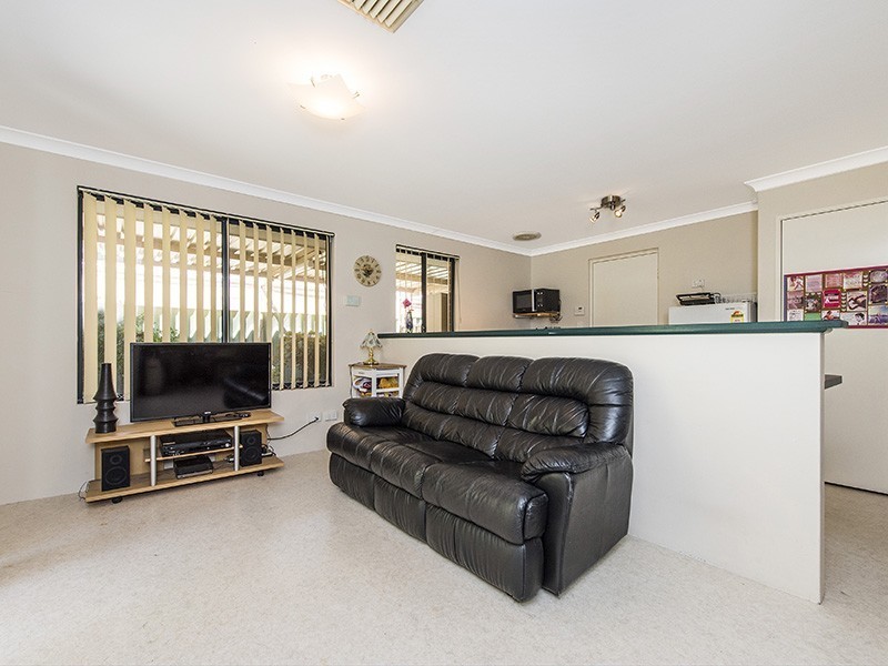 13 Upwood Circle, High Wycombe WA 6057