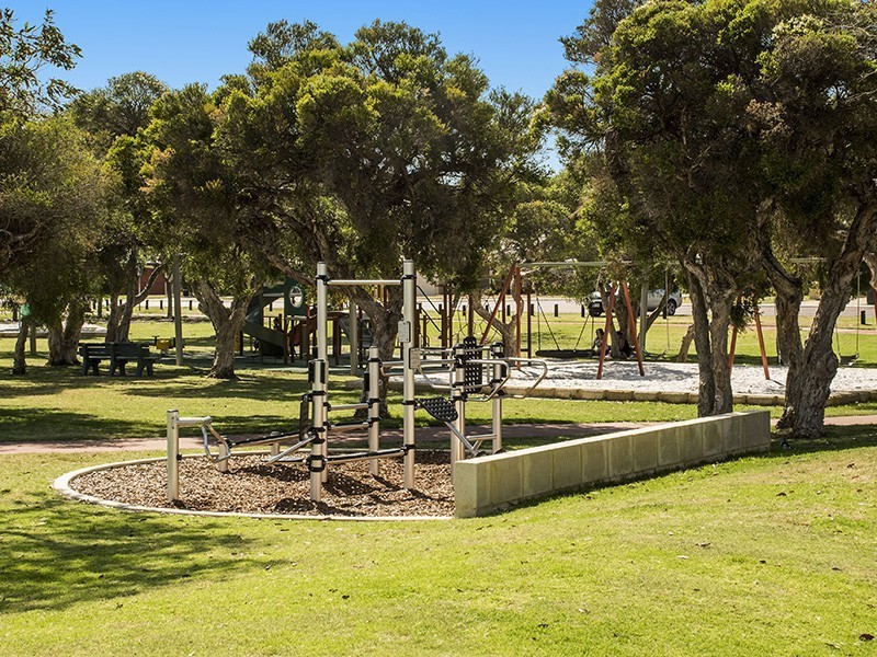 13 Upwood Circle, High Wycombe WA 6057