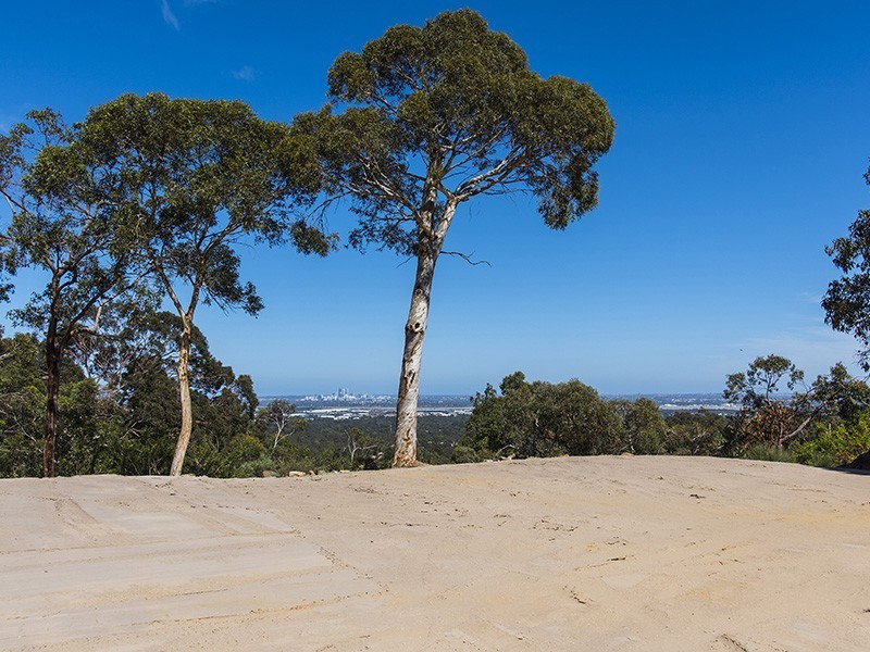 120 Kalamunda Road, Kalamunda WA 6076