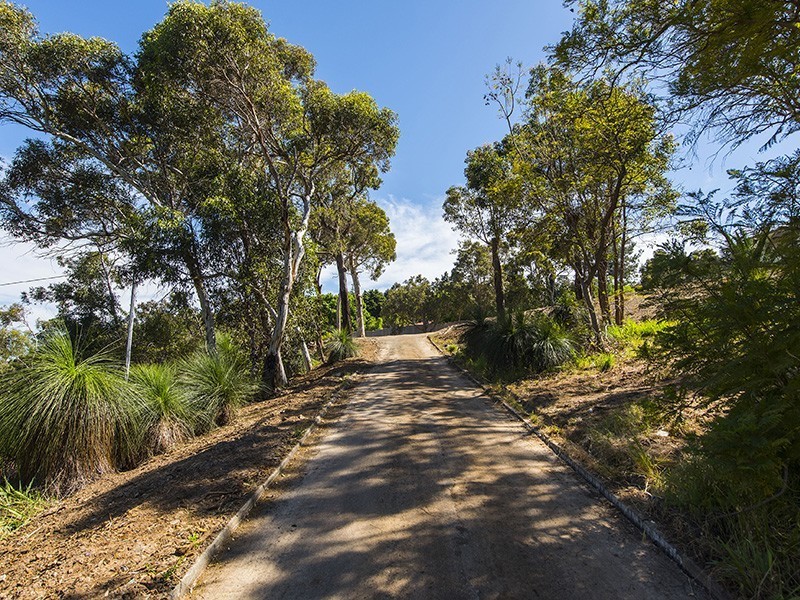 120 Kalamunda Road, Kalamunda WA 6076