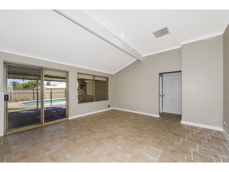 13 Brandis Court, High Wycombe WA 6057