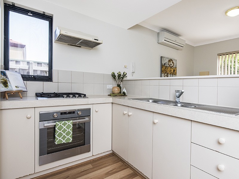 1/20 Gochean Avenue, Bentley WA 6102