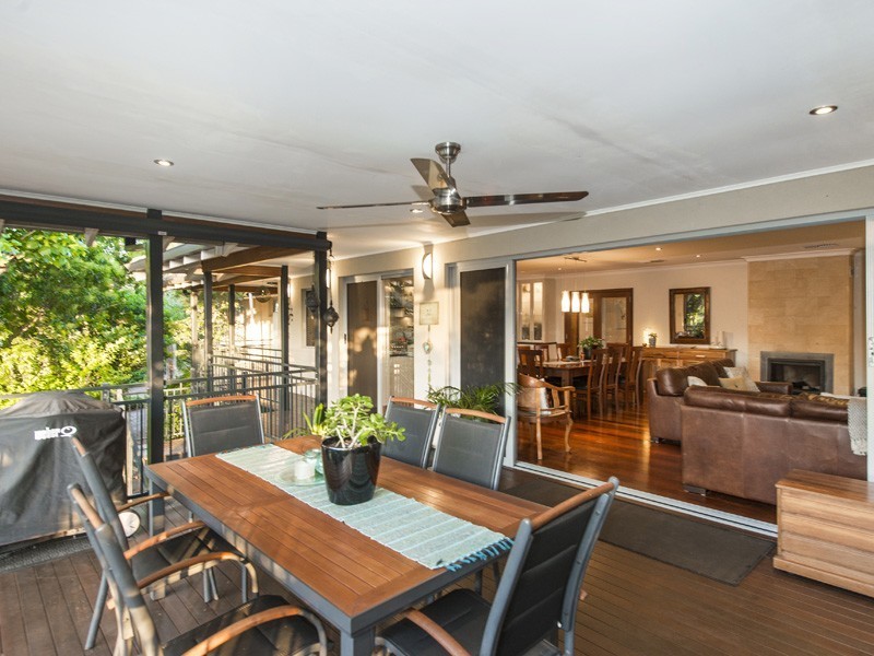 36 Albert Road, Lesmurdie WA 6076