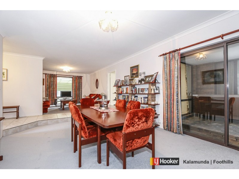 55 Kathleen Road, Lesmurdie WA 6076