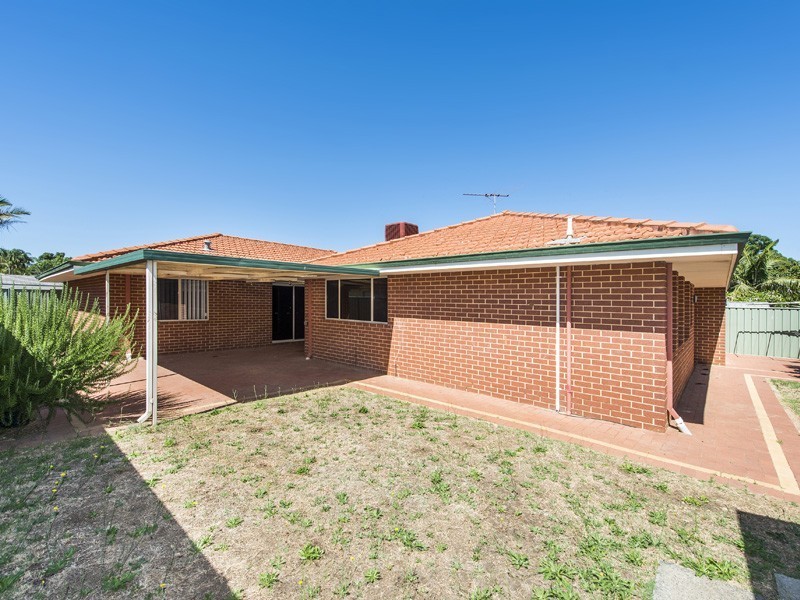 31 Feeney Gardens, High Wycombe WA 6057