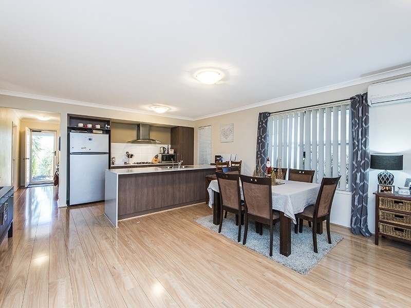 34 Harberton Parkway, Ellenbrook WA 6069