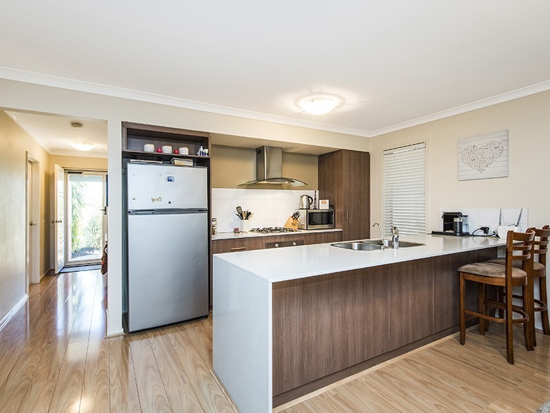 34 Harberton Parkway, Ellenbrook WA 6069