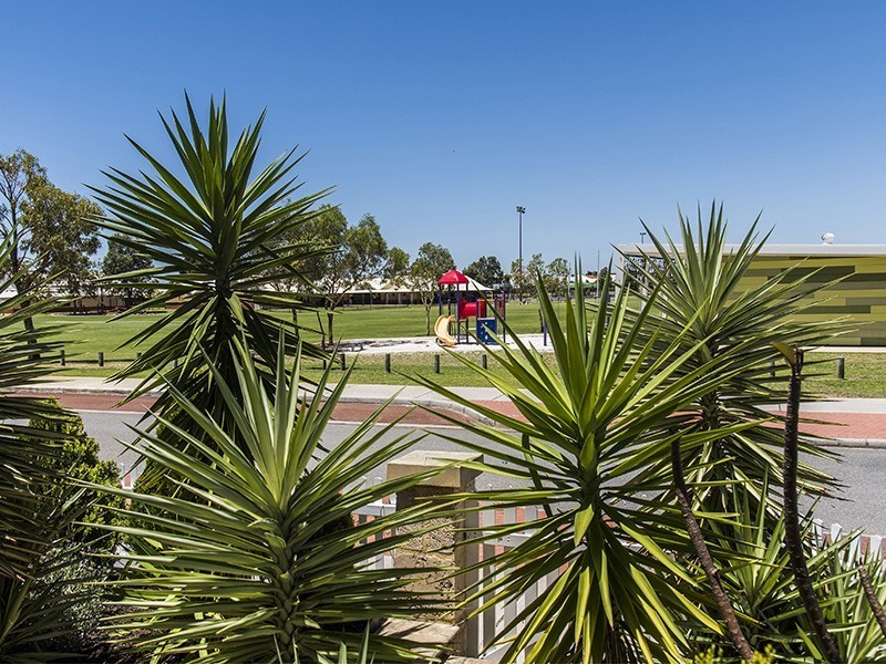 34 Harberton Parkway, Ellenbrook WA 6069