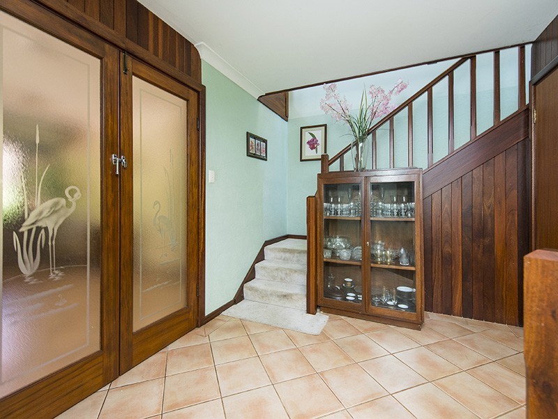 16 Nelson Street, Bedfordale WA 6112