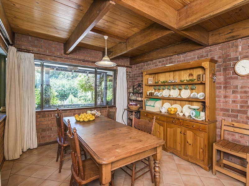 16 Nelson Street, Bedfordale WA 6112