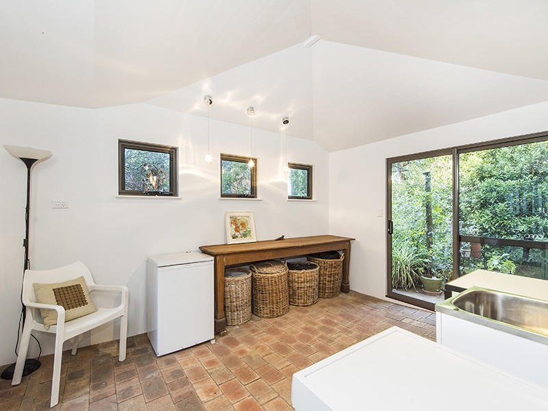 31 Benbullen Road, Kalamunda WA 6076