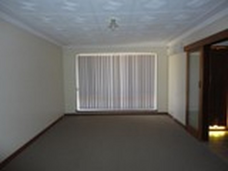 19 Lawnbrook Road West, Walliston WA 6076