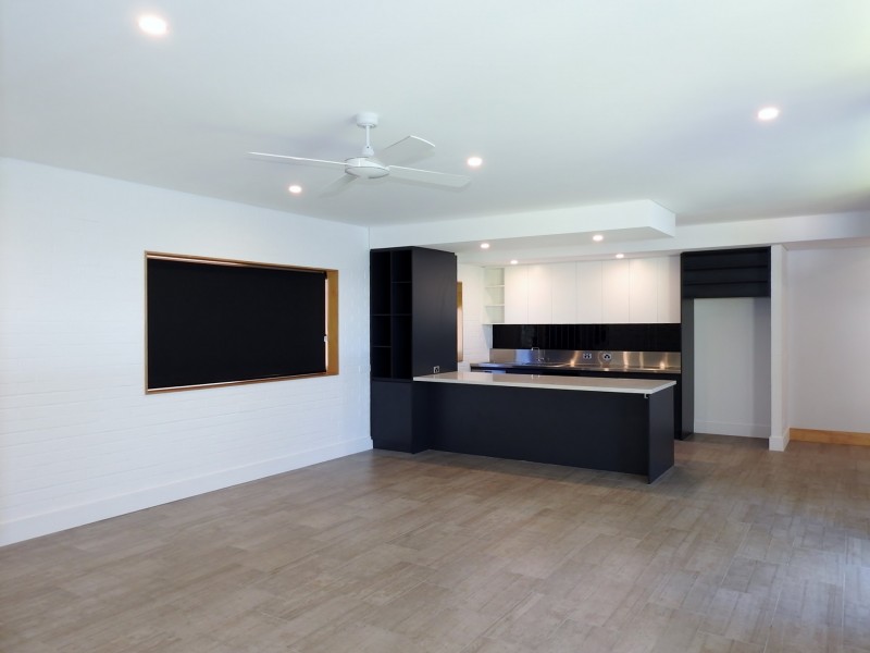 14 White Road, Kalamunda WA 6076