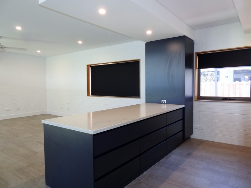 14 White Road, Kalamunda WA 6076