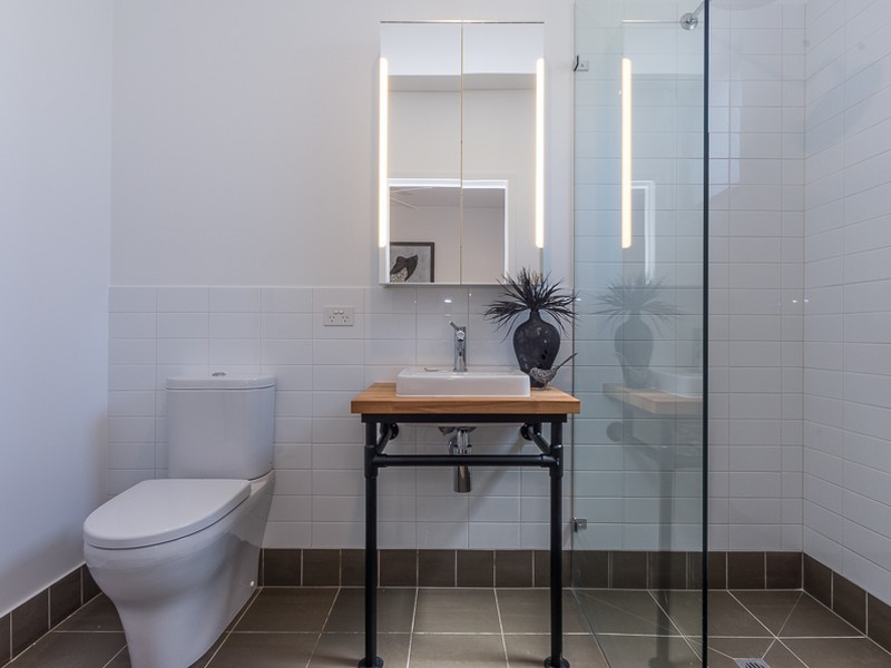 14 White Road, Kalamunda WA 6076