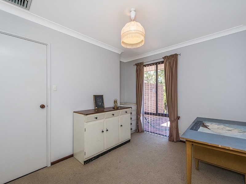 7 Urch Road, Kalamunda WA 6076