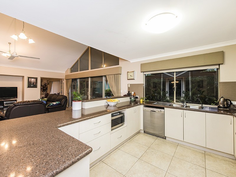 35 Halleendale Road, Walliston WA 6076