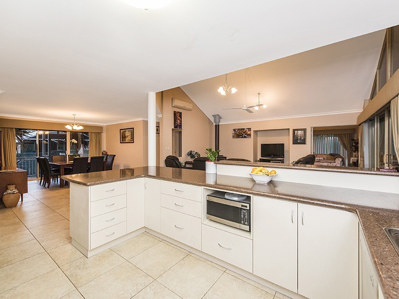 35 Halleendale Road, Walliston WA 6076
