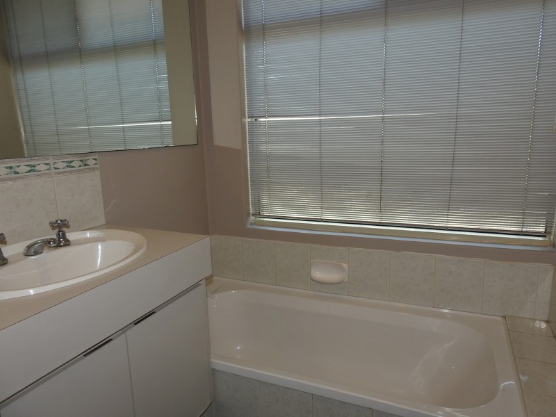 14 Coola Place, High Wycombe WA 6057