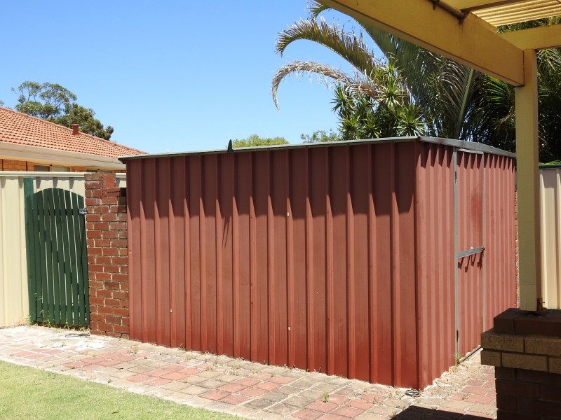 14 Coola Place, High Wycombe WA 6057
