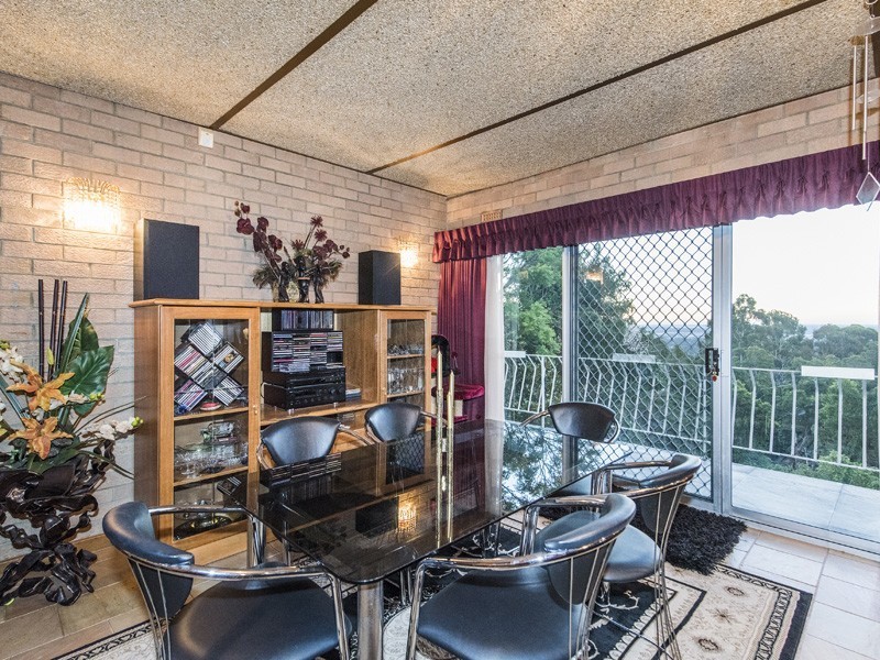 2 Jessie Road, Gooseberry Hill WA 6076