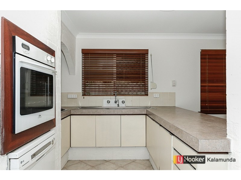 14 Allamanda Way, Forrestfield WA 6058