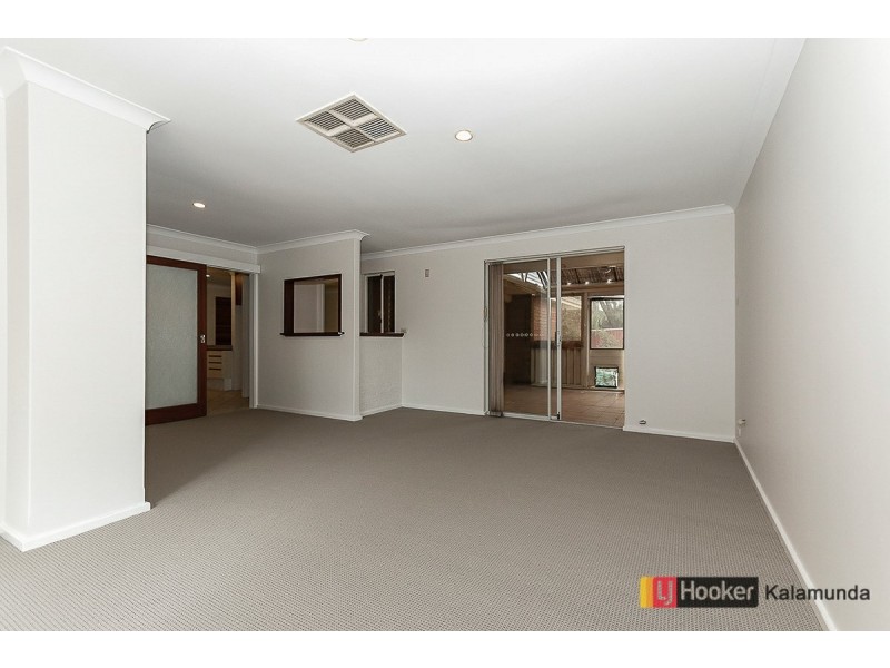 14 Allamanda Way, Forrestfield WA 6058