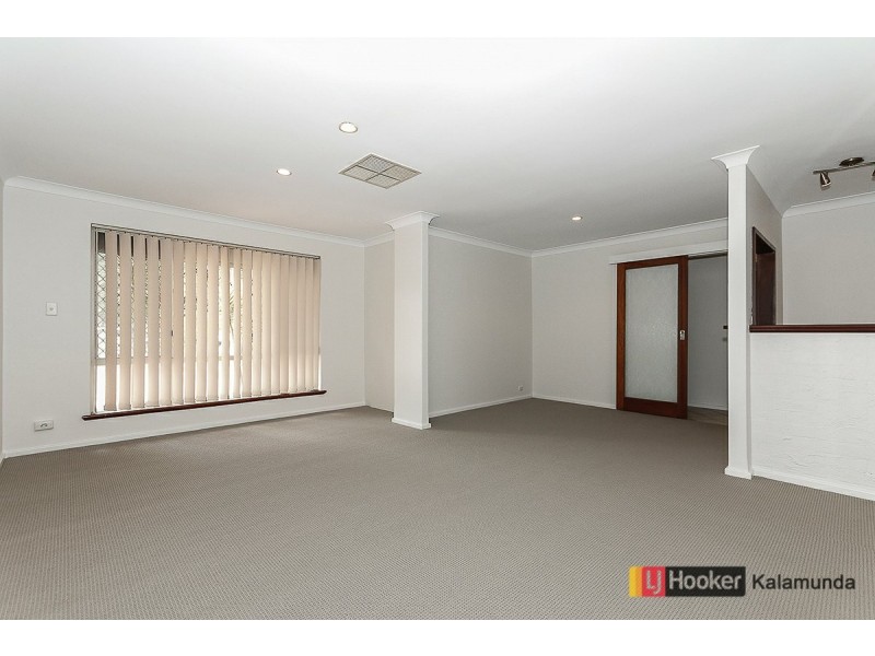 14 Allamanda Way, Forrestfield WA 6058