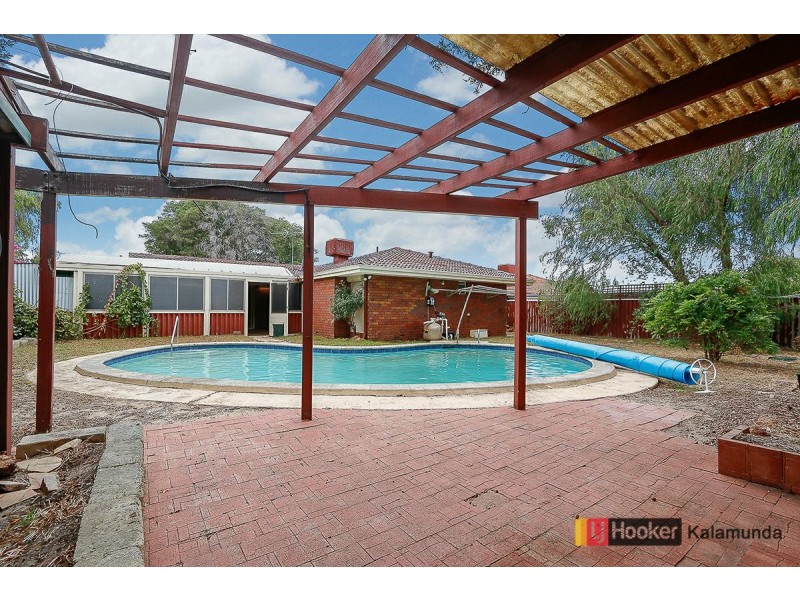 14 Allamanda Way, Forrestfield WA 6058