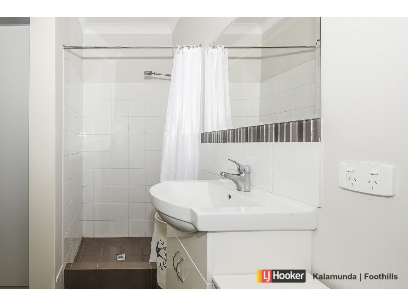 194 Lesmurdie Road, Lesmurdie WA 6076