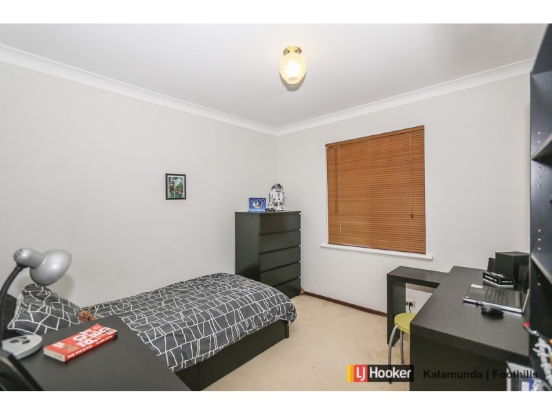 194 Lesmurdie Road, Lesmurdie WA 6076