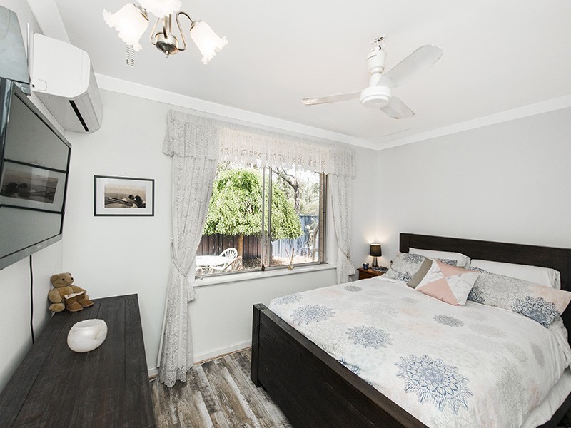 8 Anne Avenue, Walliston WA 6076