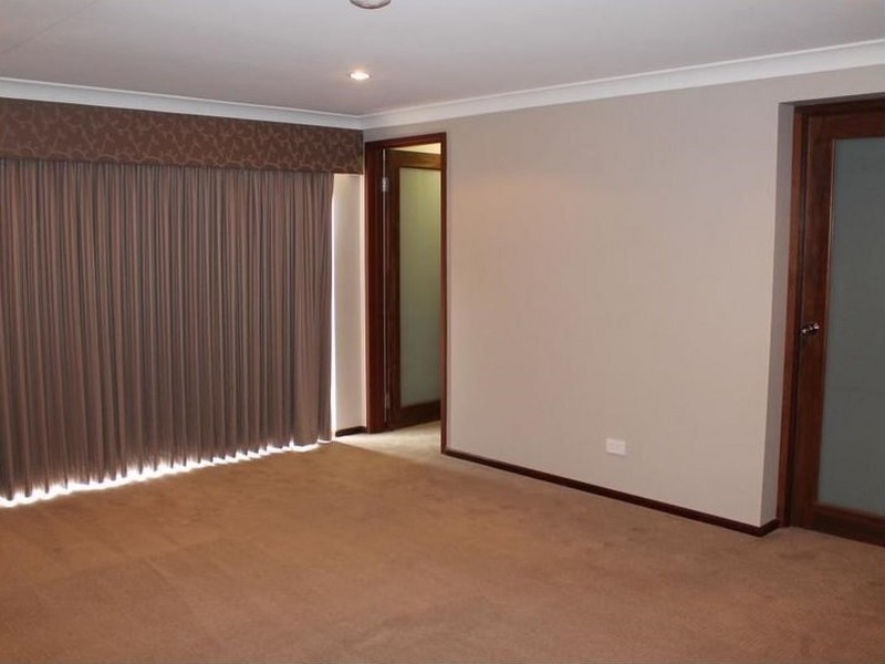 26 Armour Way, Lesmurdie WA 6076