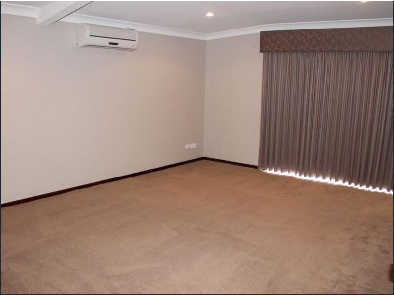 26 Armour Way, Lesmurdie WA 6076