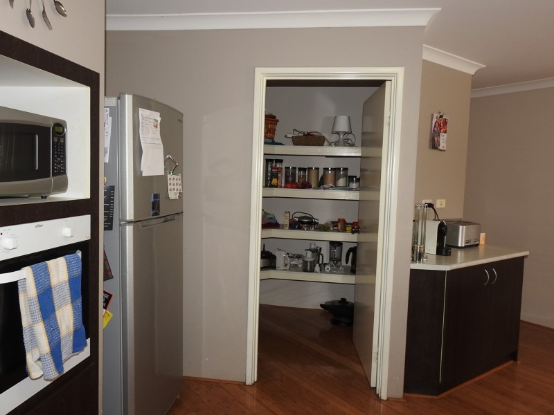 40 Bowden Drive, High Wycombe WA 6057