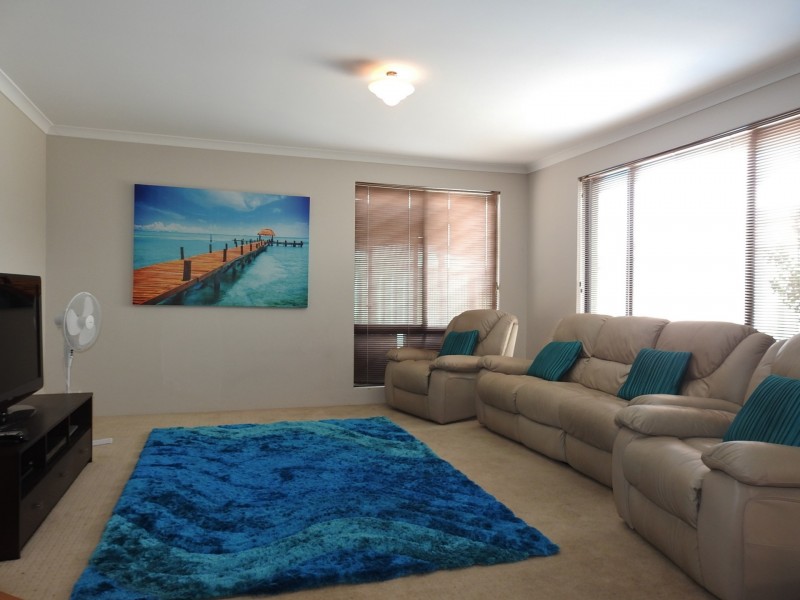 40 Bowden Drive, High Wycombe WA 6057