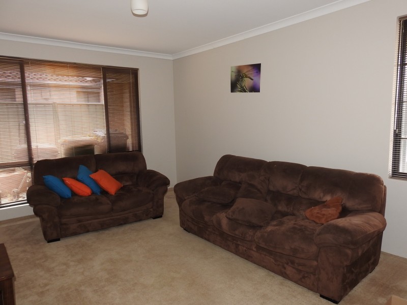 40 Bowden Drive, High Wycombe WA 6057