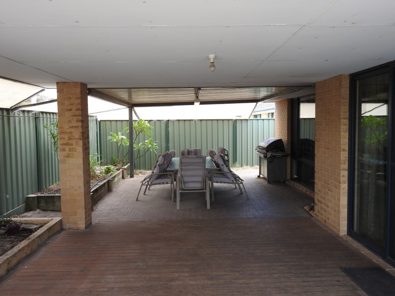 40 Bowden Drive, High Wycombe WA 6057